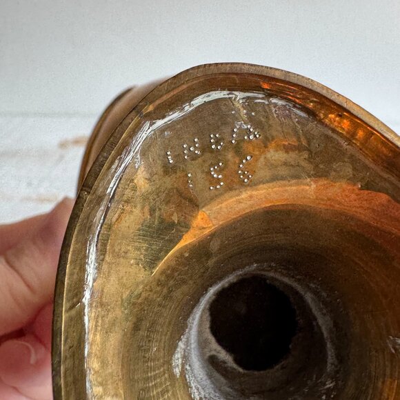 Small Vintage Brass Raised Decorative Swooped Bowl - Picture 10 of 11